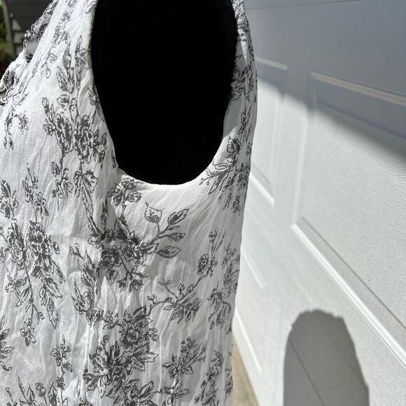 Via Signoria women’s silk tank top, size M, sleeveless white and black - Picture 6 of 9